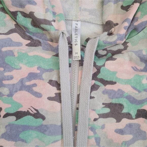 Fabletics Washed Real Teal Camo Hallie Cinchable Half-Zip Hoodie Medium - Picture 6 of 8
